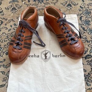 Unisex Zeha Berlin leather sneakers, like new